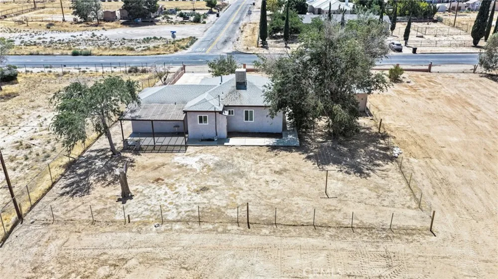 15212 Dos Palmas Victorville, CA 92392