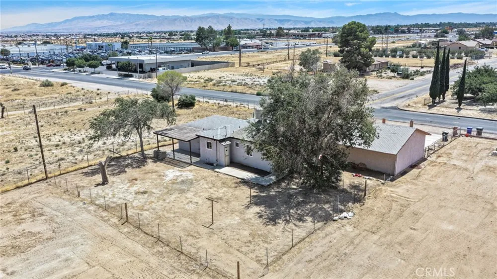 15212 Dos Palmas Victorville, CA 92392