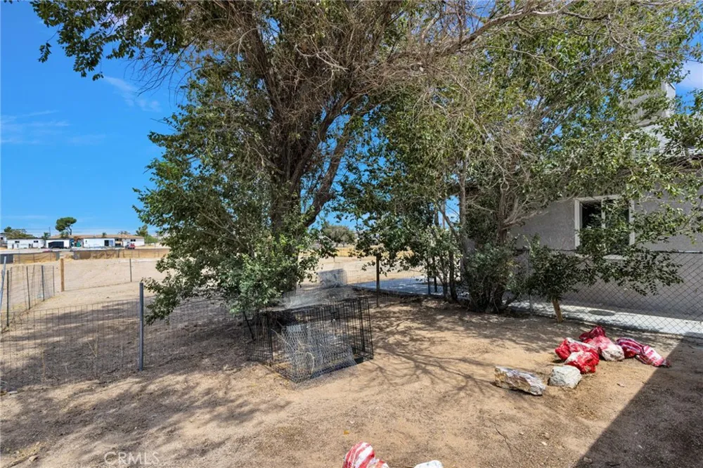 15212 Dos Palmas Victorville, CA 92392
