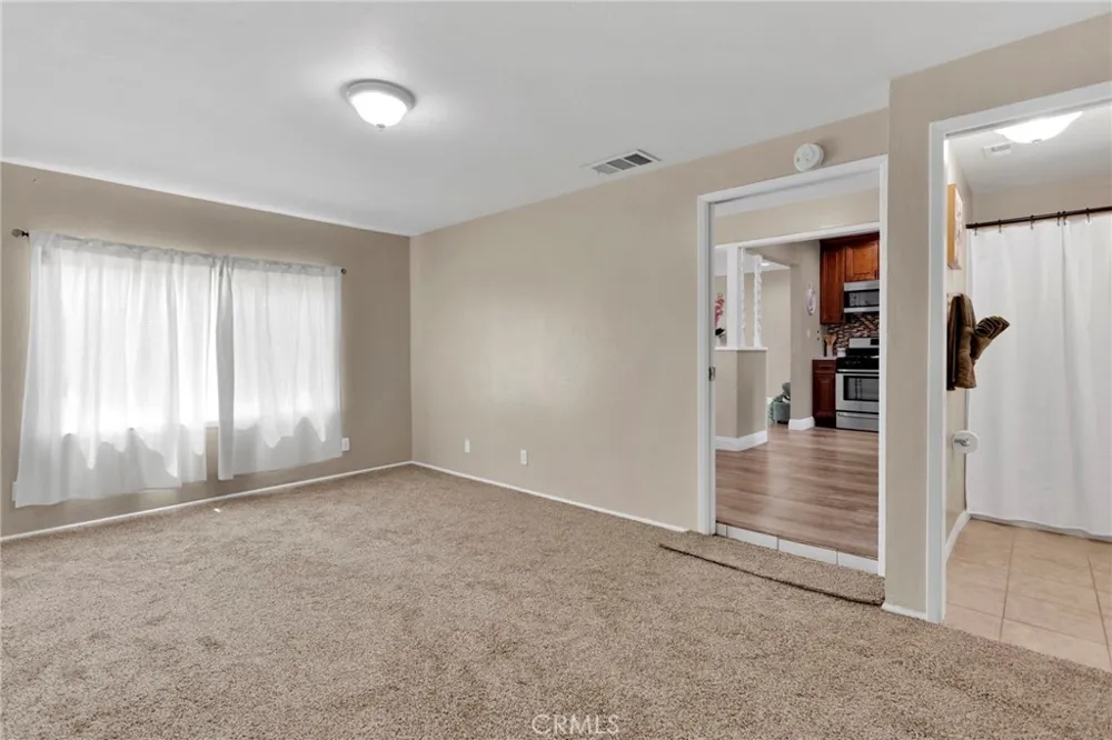 15212 Dos Palmas Victorville, CA 92392