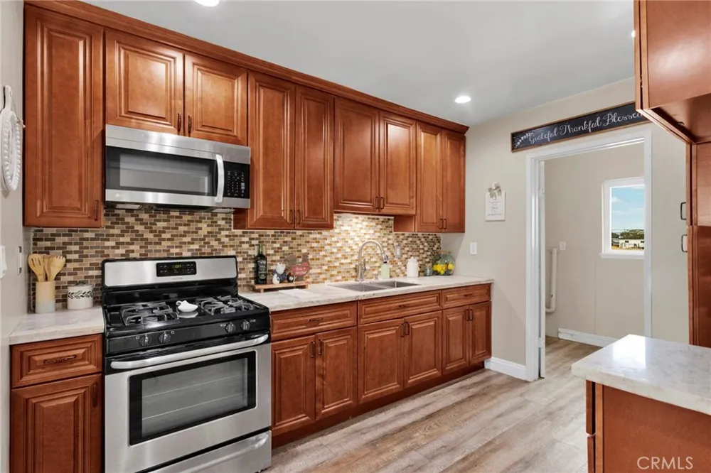 15212 Dos Palmas Victorville, CA 92392
