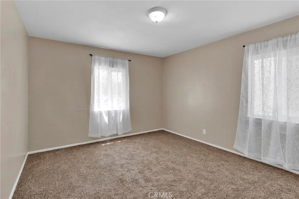 15212 Dos Palmas Victorville, CA 92392