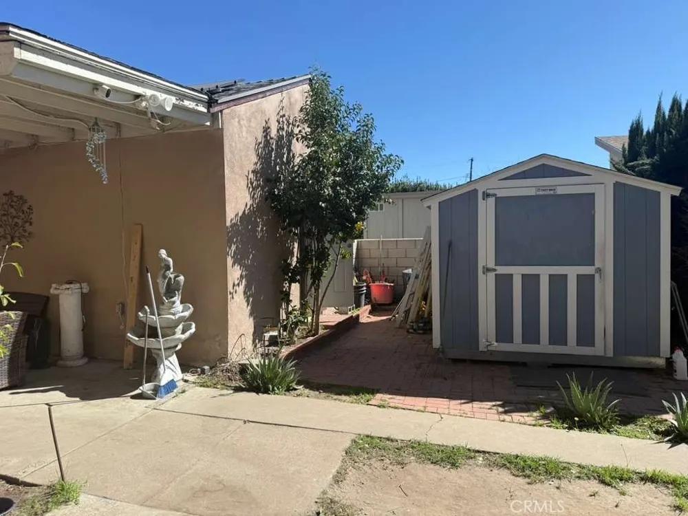416 Oakdale Drive Claremont, CA 91711