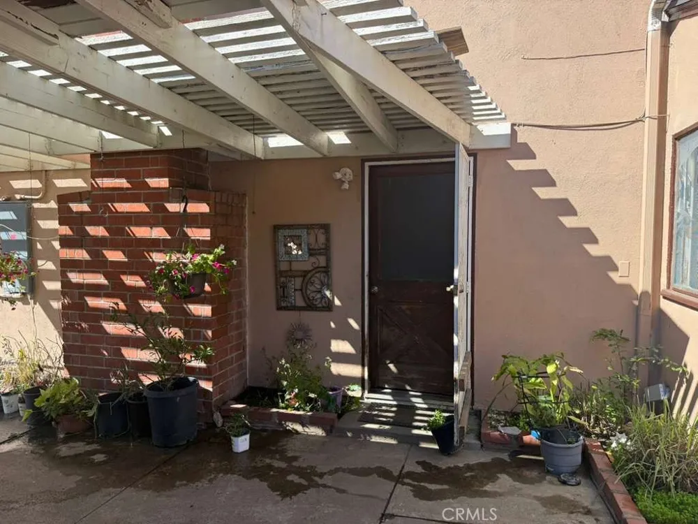 416 Oakdale Drive Claremont, CA 91711