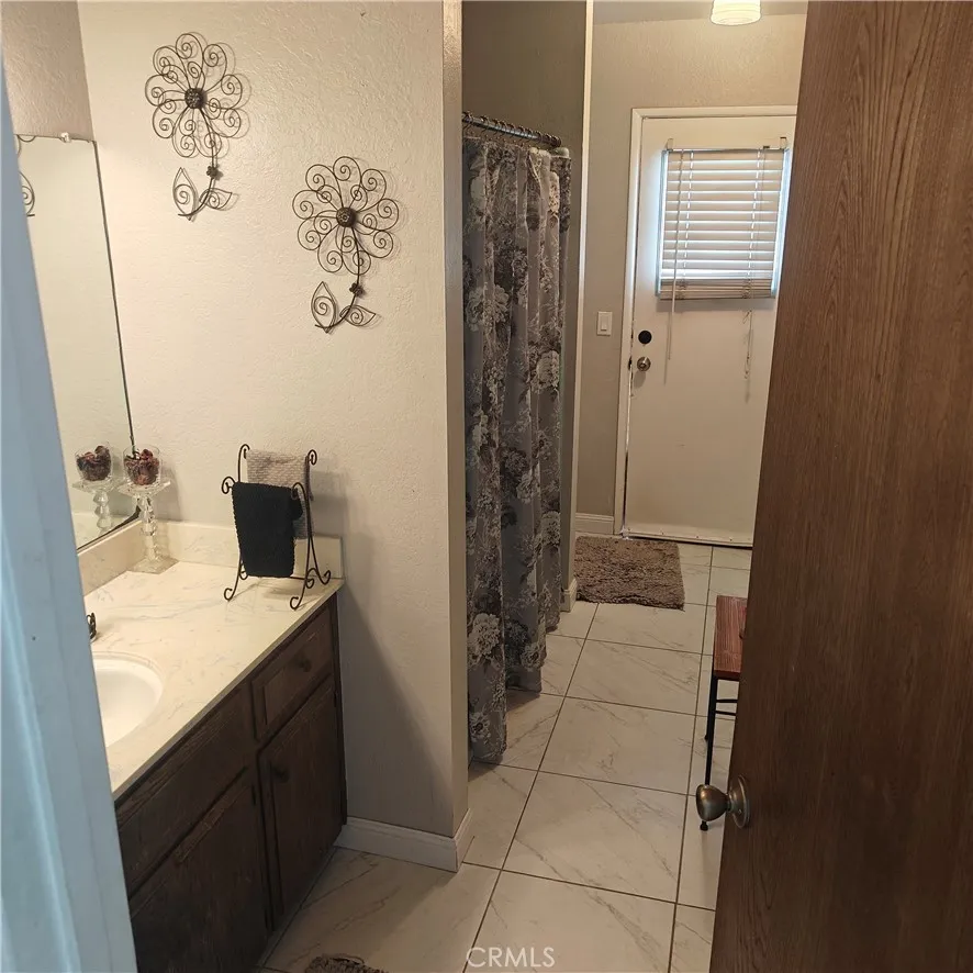 28411 Locust Moreno Valley, CA 92555