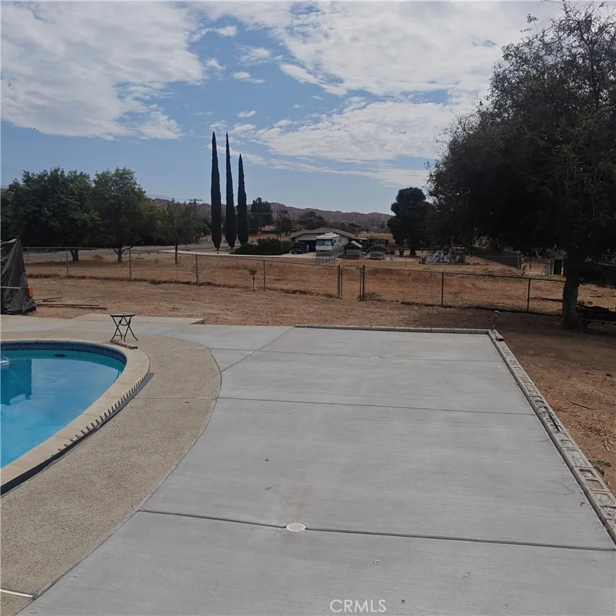 28411 Locust Moreno Valley, CA 92555