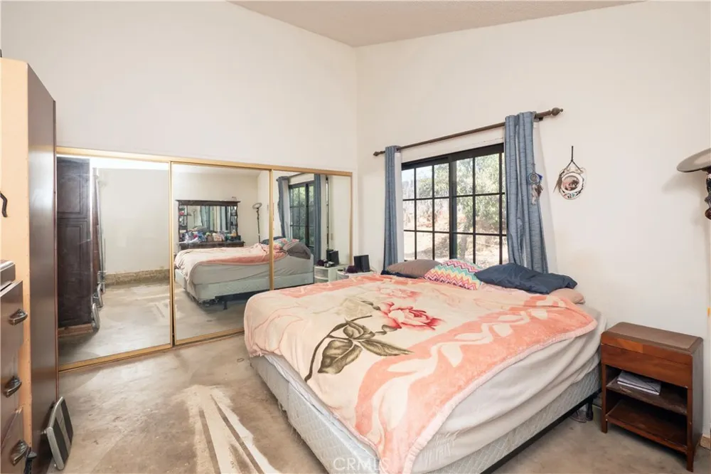 41410 Shadow Mountain Way Hemet, CA 92544