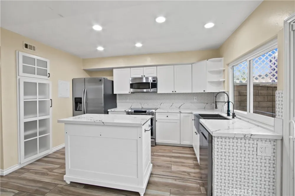 4164 Elizabeth Court Cypress, CA 90630