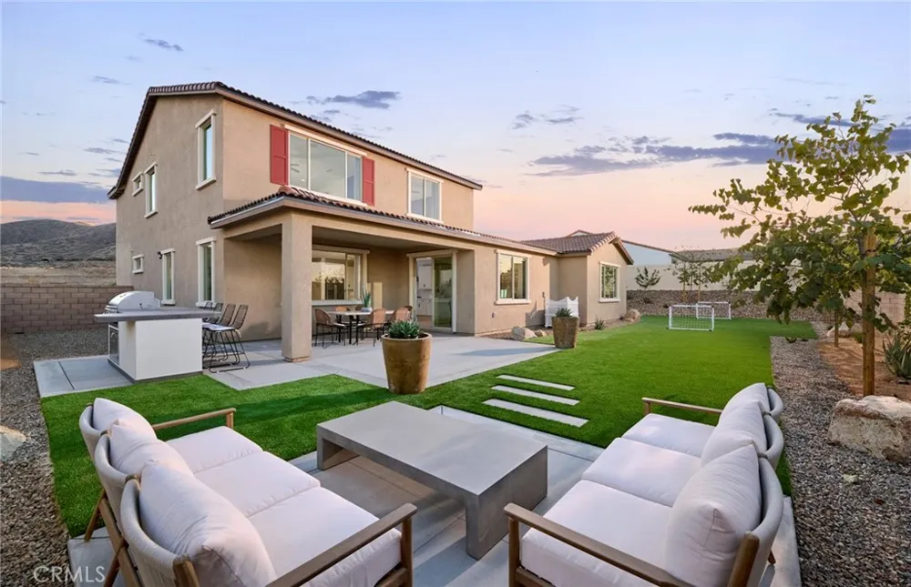 25085 Greythorne Drive Menifee, CA 92586