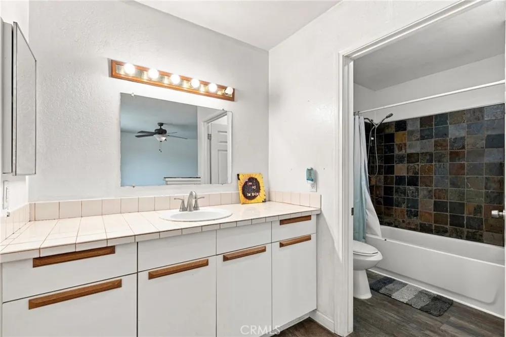 2799 Mustang Lane Norco, CA 92860