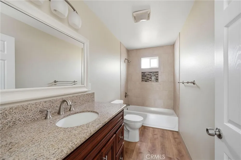221 Pleasant View Colton, CA 92324