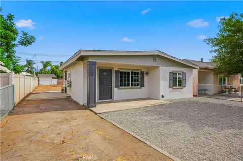 221 Pleasant View