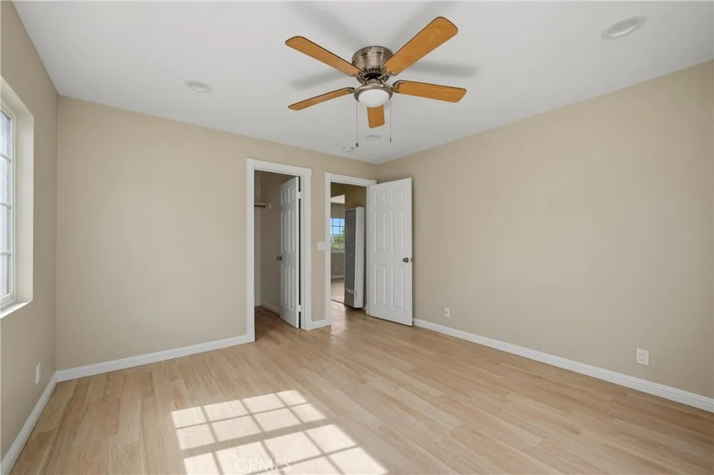 221 Pleasant View Colton, CA 92324