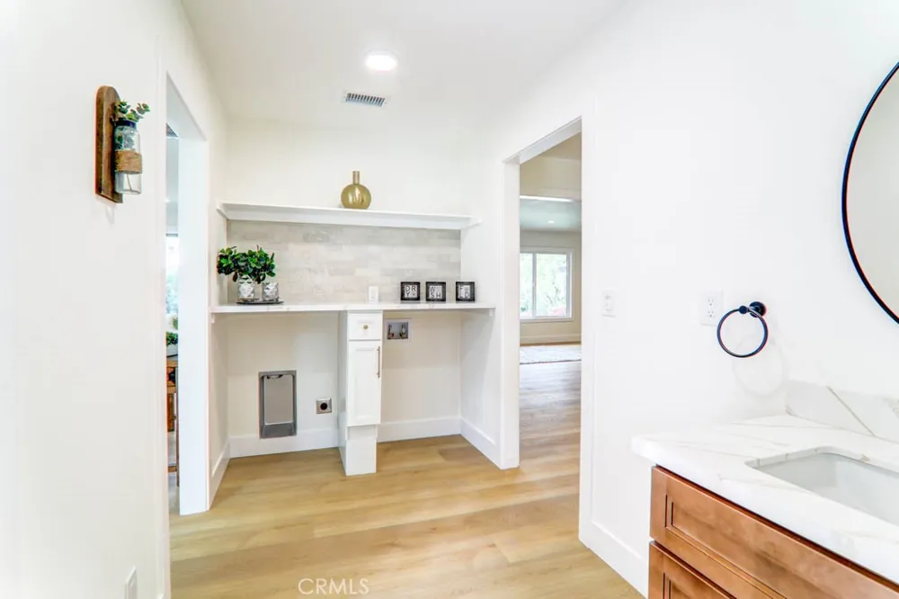 6174 Hawarden Riverside, CA 92506