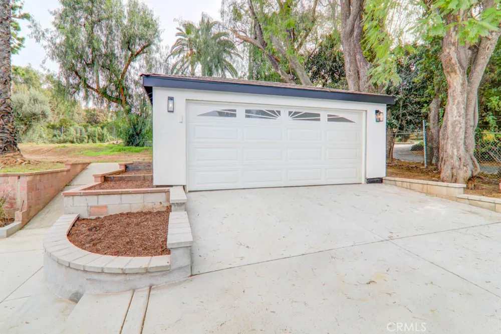 6174 Hawarden Riverside, CA 92506
