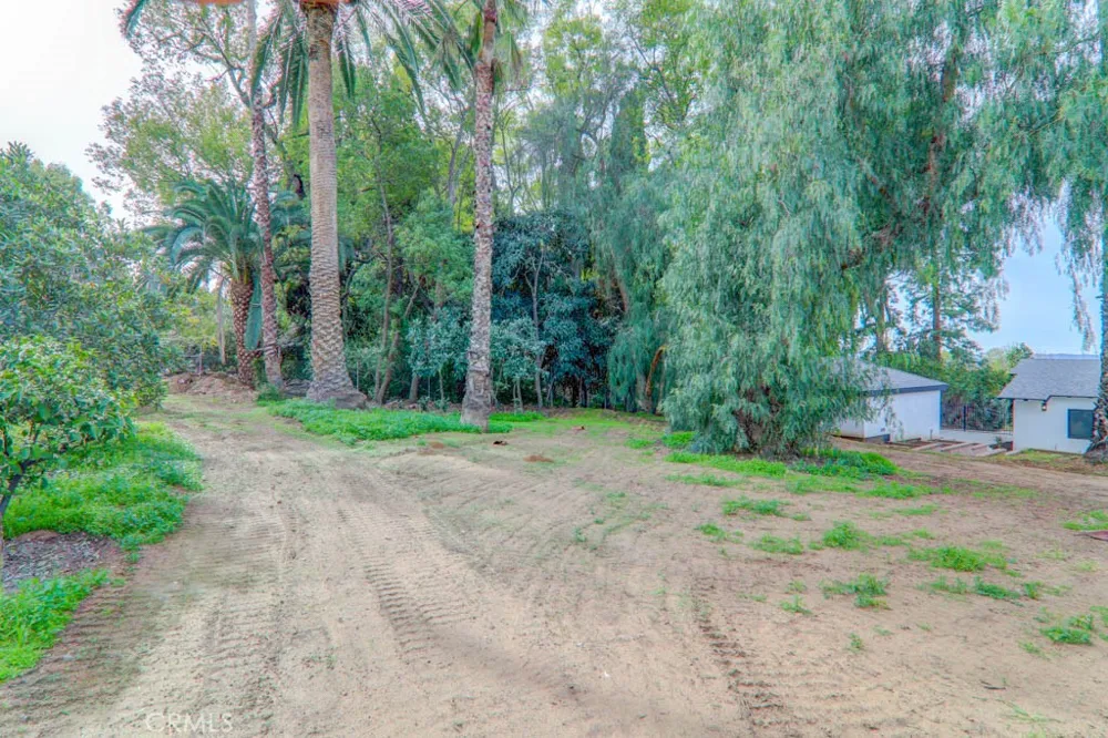 6174 Hawarden Riverside, CA 92506
