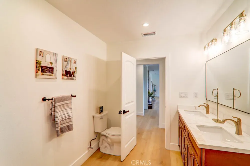 6174 Hawarden Riverside, CA 92506