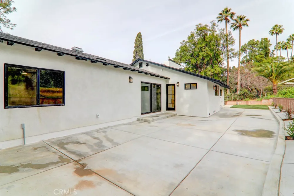 6174 Hawarden Riverside, CA 92506