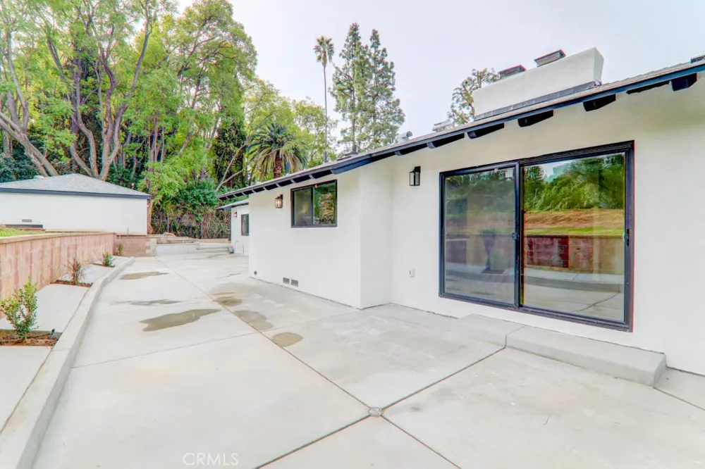 6174 Hawarden Riverside, CA 92506