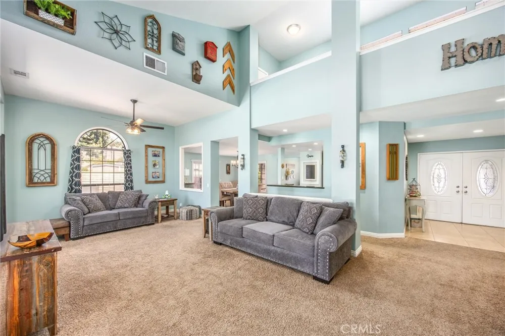 5857 Dora Court Riverside, CA 92506
