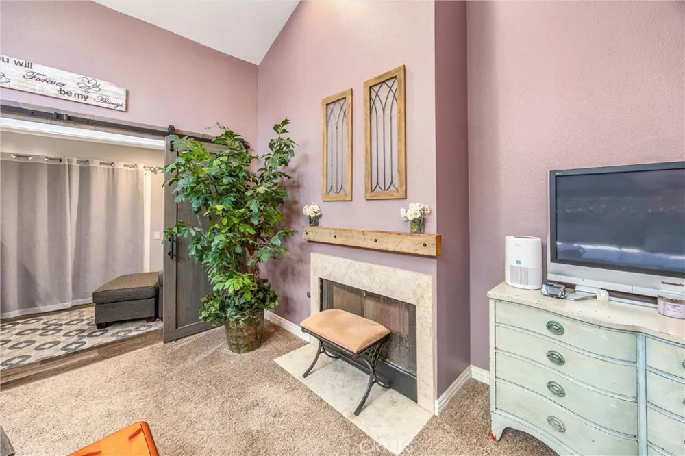 5857 Dora Court Riverside, CA 92506