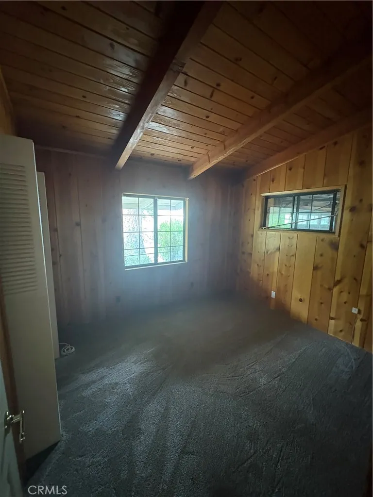 5304 Desert View Wrightwood, CA 92397
