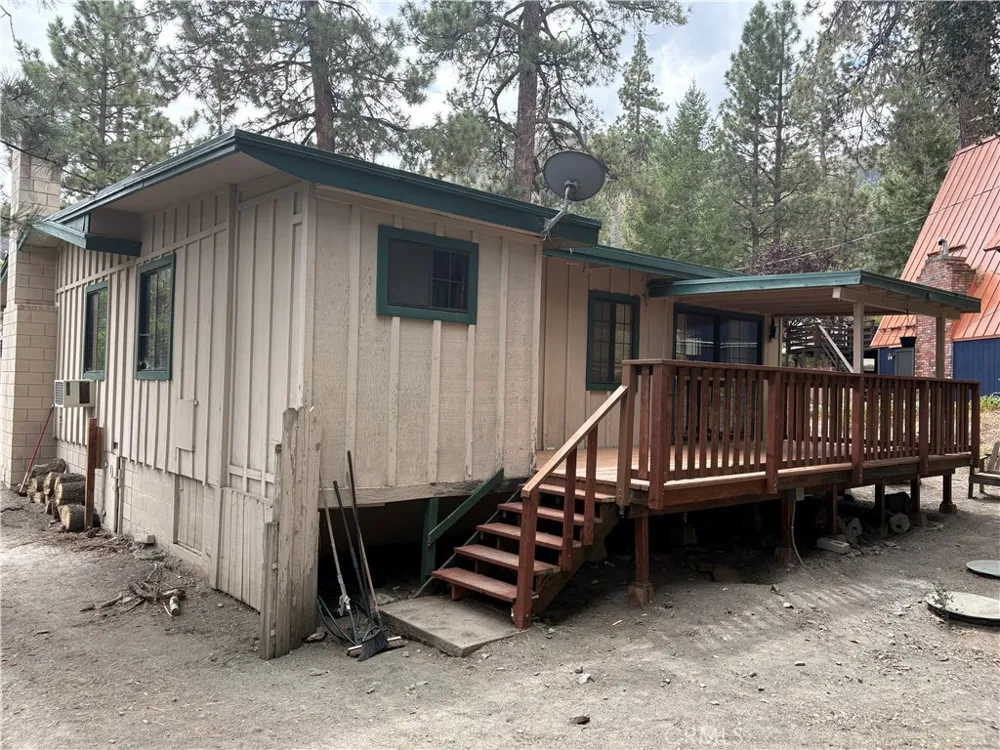 5304 Desert View Wrightwood, CA 92397