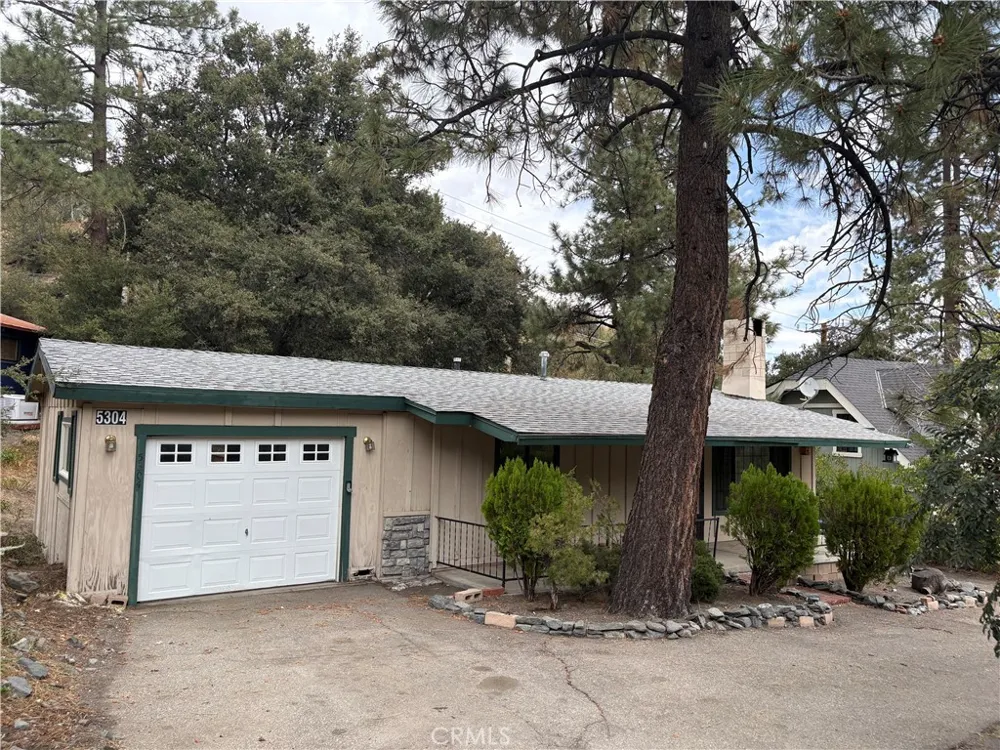 5304 Desert View Wrightwood, CA 92397