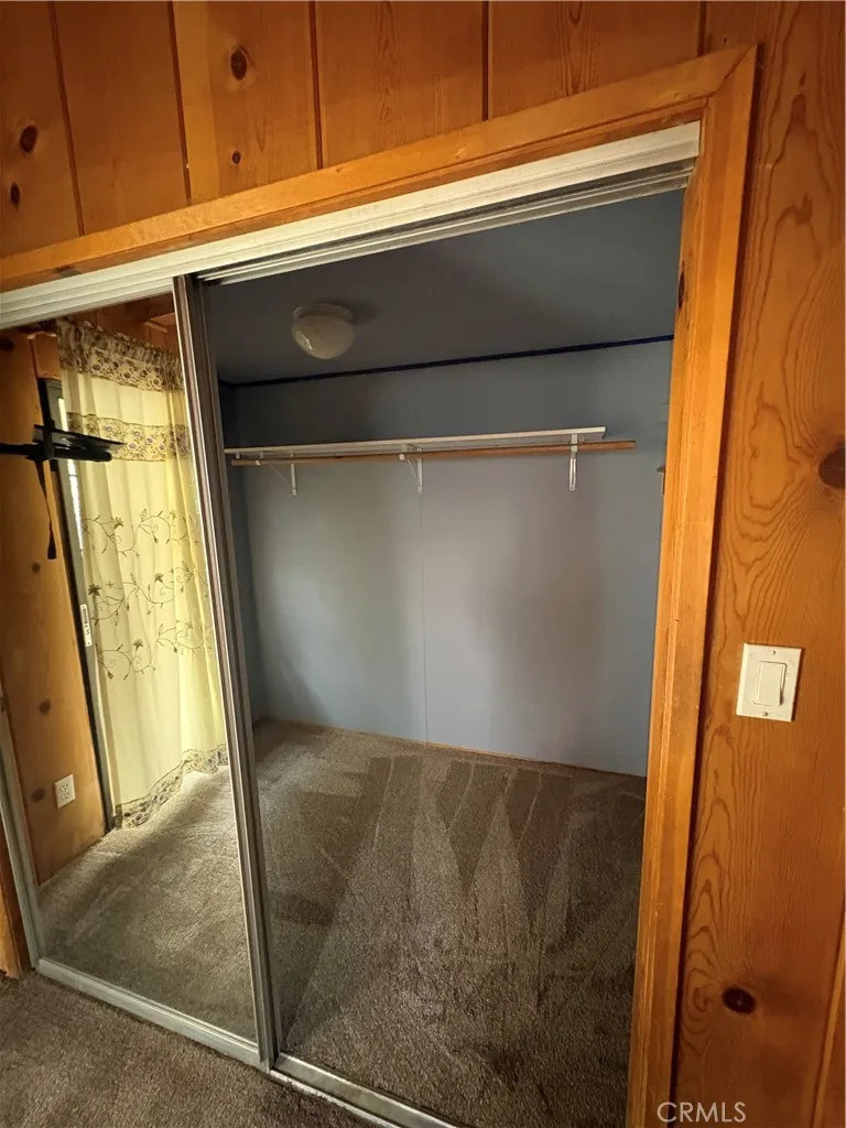 5304 Desert View Wrightwood, CA 92397
