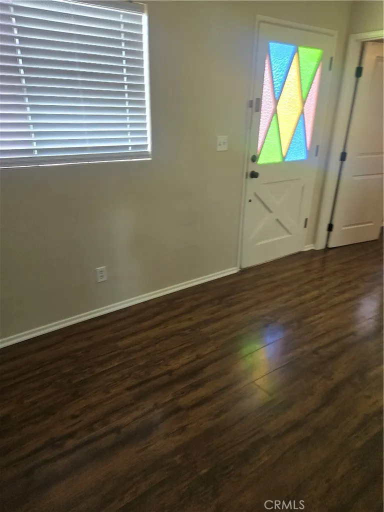 18250 Bonnie Fontana, CA 92335