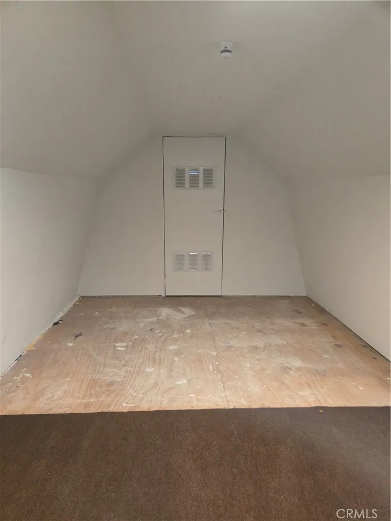 18250 Bonnie Fontana, CA 92335