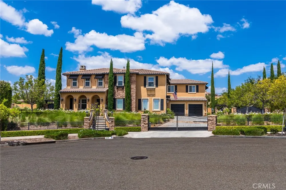 455 Wrightwood Court Riverside, CA 92506