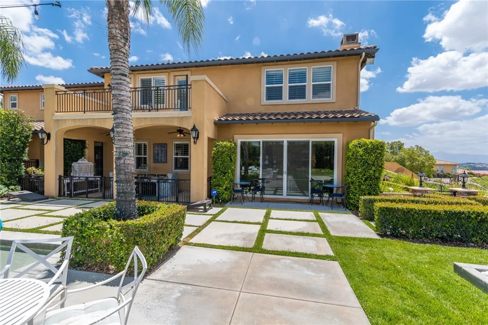 455 Wrightwood Court Riverside, CA 92506
