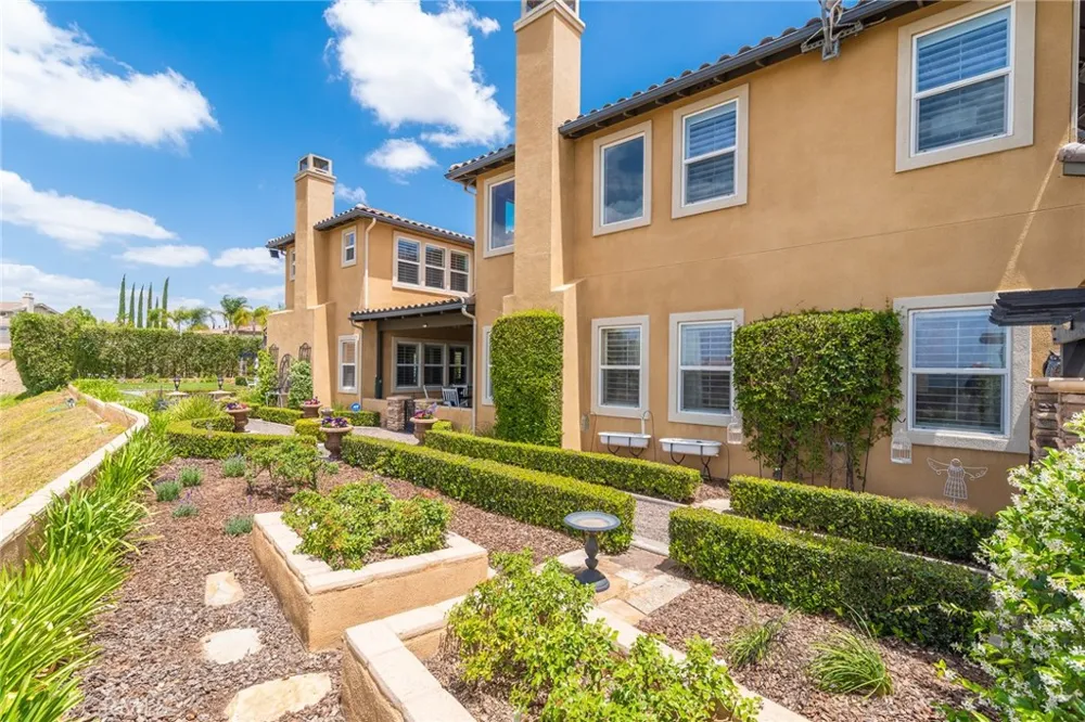 455 Wrightwood Court Riverside, CA 92506