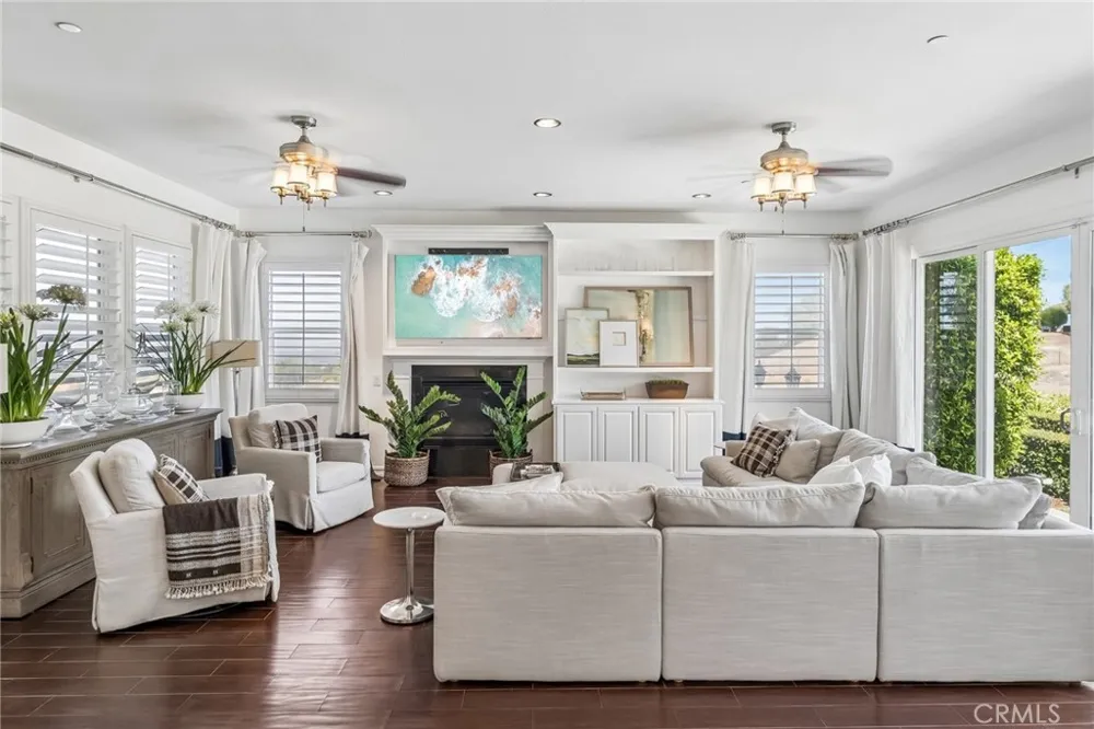 455 Wrightwood Court Riverside, CA 92506