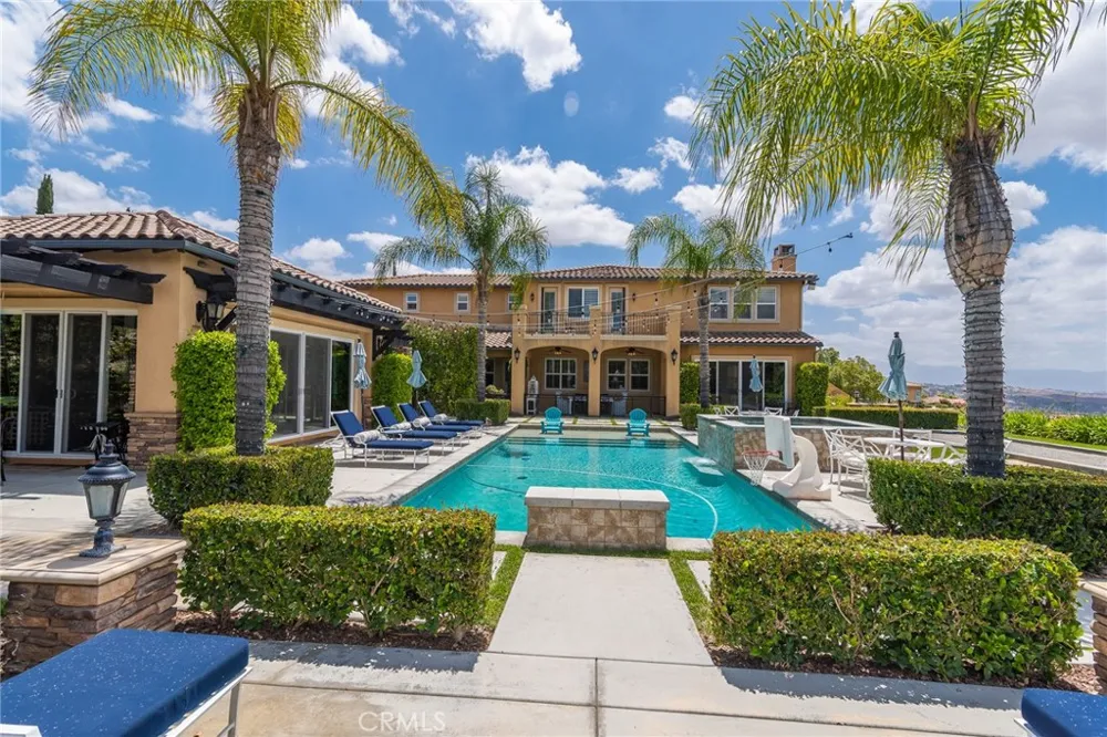 455 Wrightwood Court Riverside, CA 92506