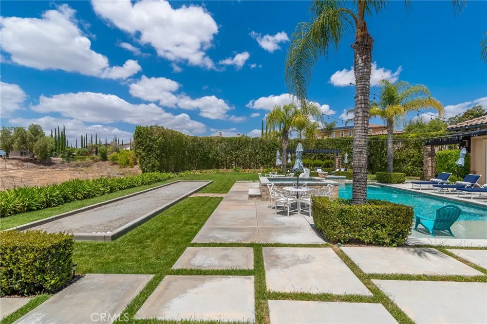 455 Wrightwood Court Riverside, CA 92506