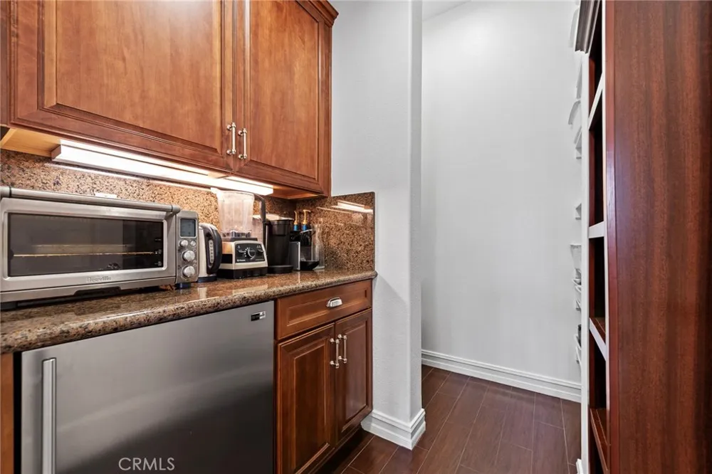 455 Wrightwood Court Riverside, CA 92506