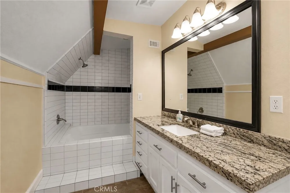 4718 Quartz Hill Lancaster, CA 93536