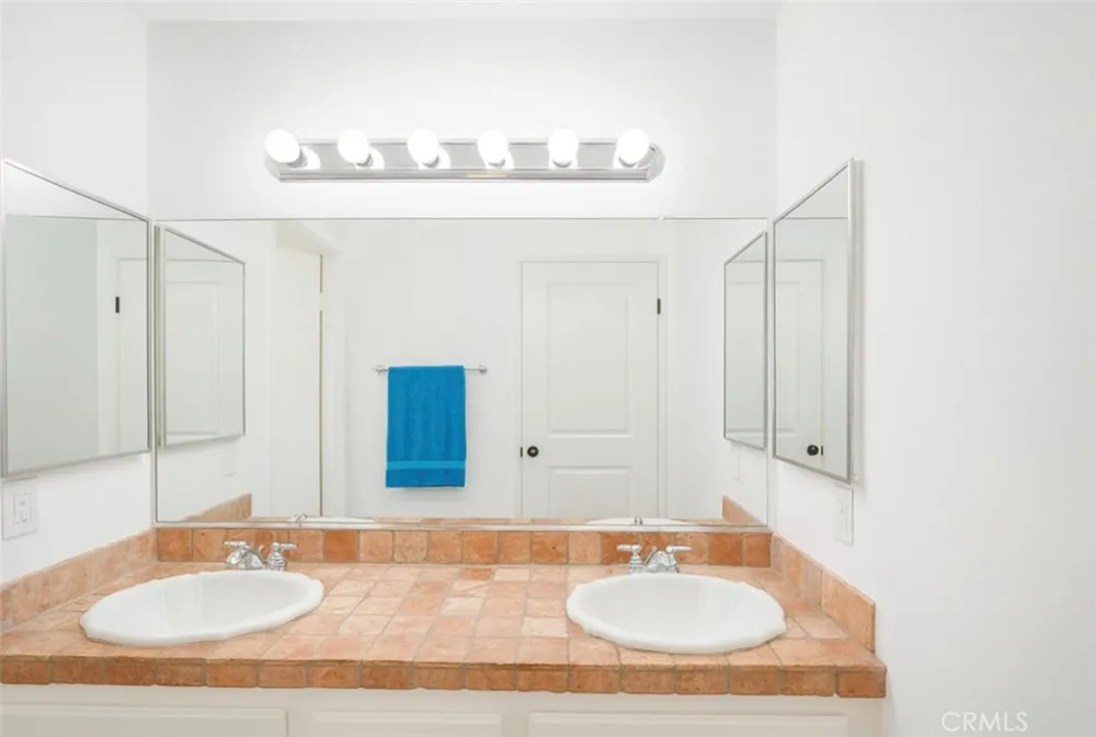 13674 Buena Vista Drive Hesperia, CA 92344