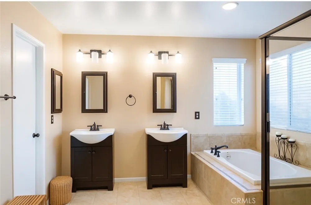 13674 Buena Vista Drive Hesperia, CA 92344