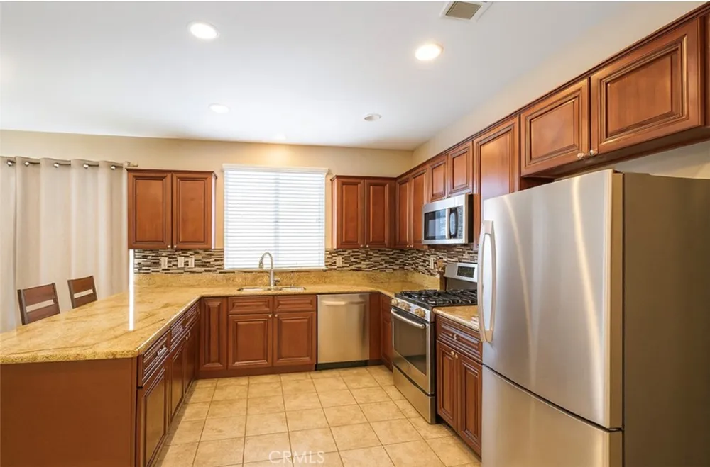 13674 Buena Vista Drive Hesperia, CA 92344