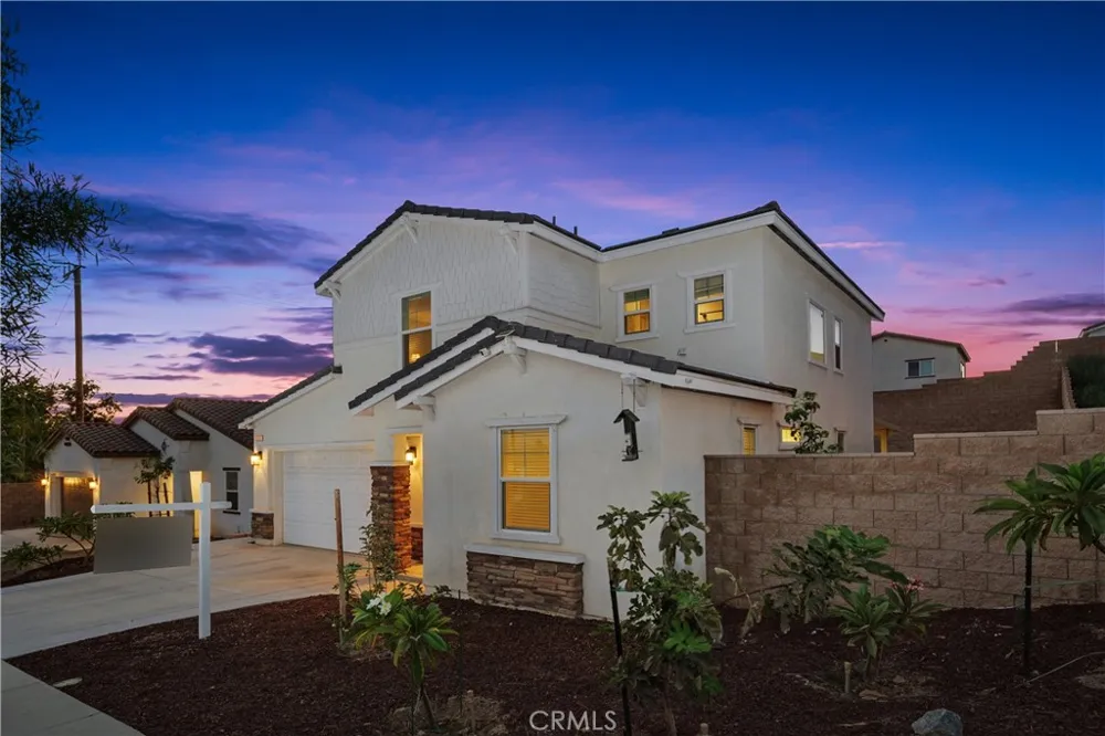 3549 Palmwood Drive Jurupa Valley, CA 92509