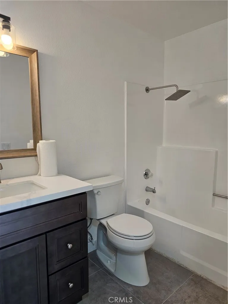 10030 Ontario Street Riverside, CA 92503