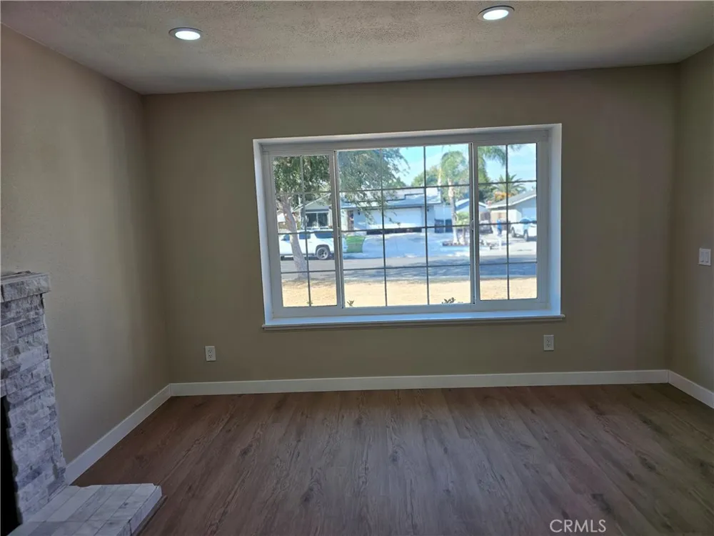 10030 Ontario Street Riverside, CA 92503