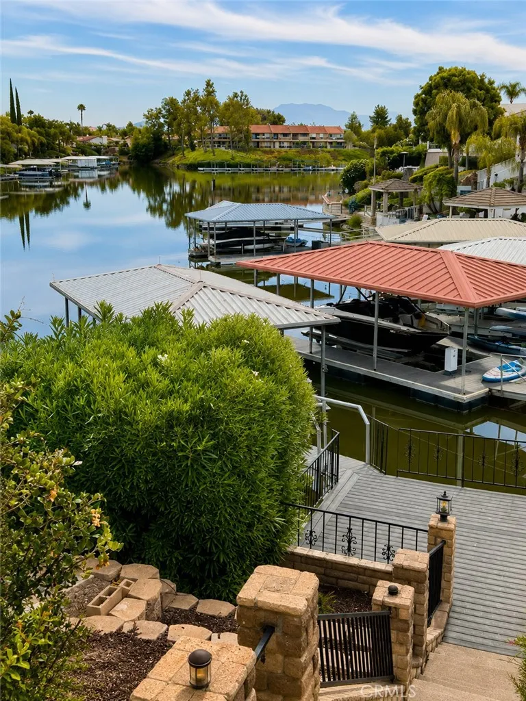 24020 Continental Canyon Lake, CA 92587