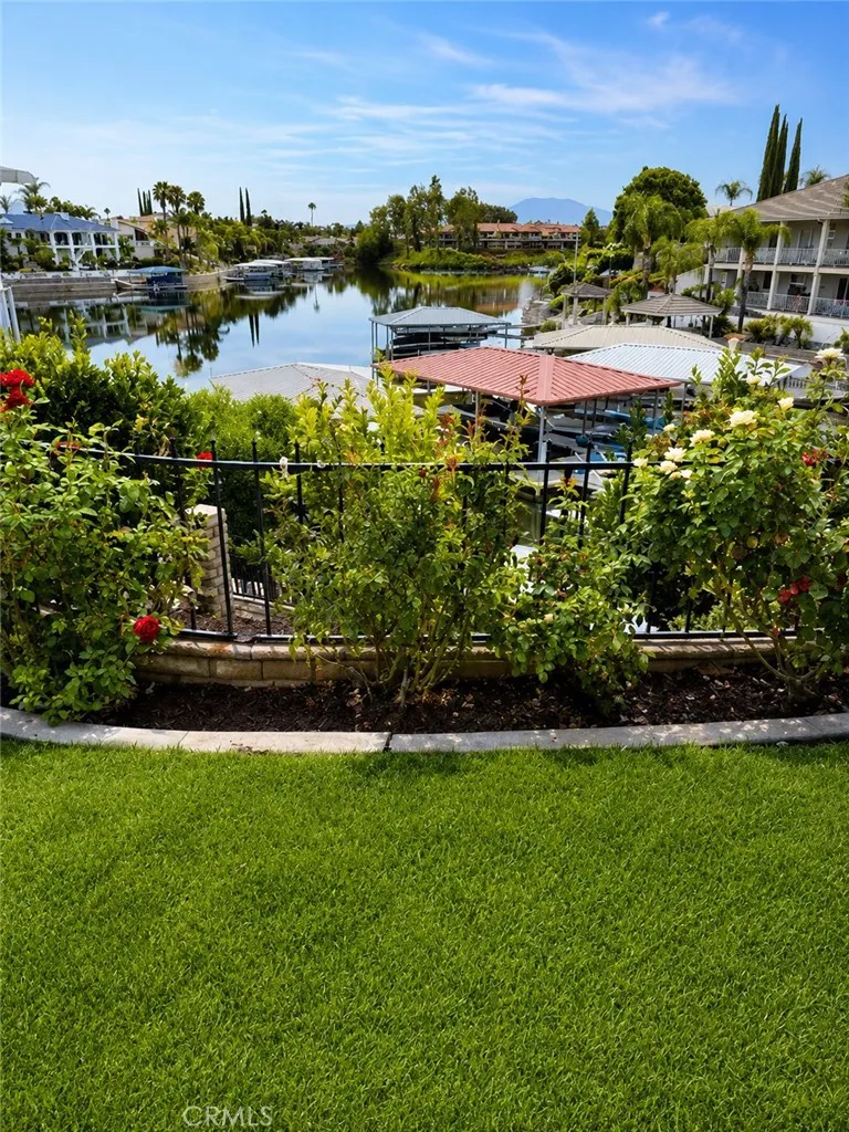 24020 Continental Canyon Lake, CA 92587
