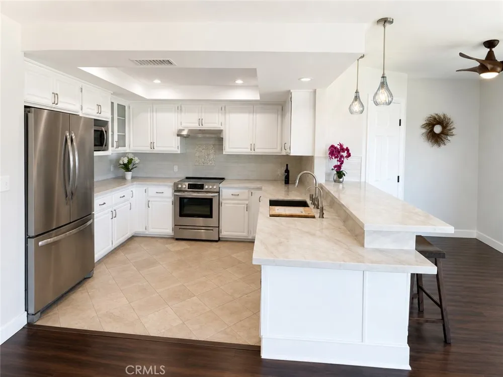 24020 Continental Canyon Lake, CA 92587