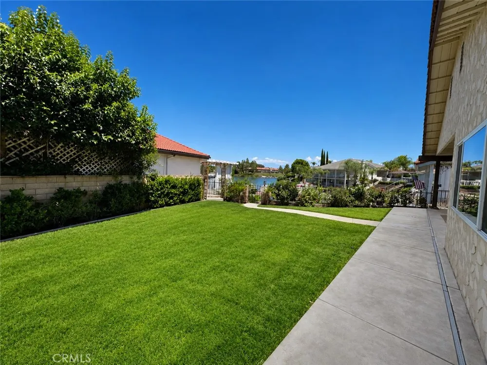 24020 Continental Canyon Lake, CA 92587