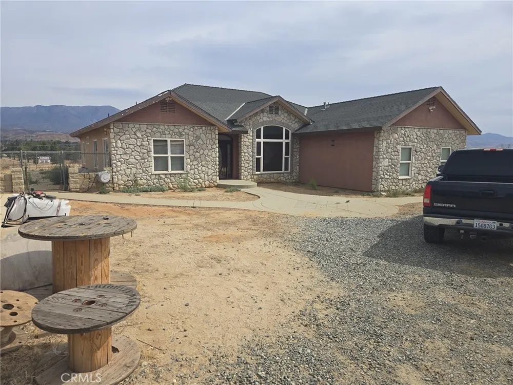 43330 LONGHORN ROAD Banning, CA 92220